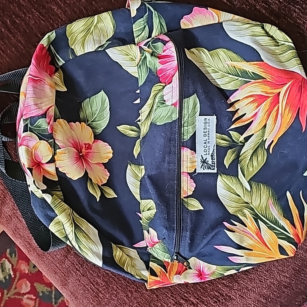 Hawaiian print backpack.  Cotten, soft and light weight backpack